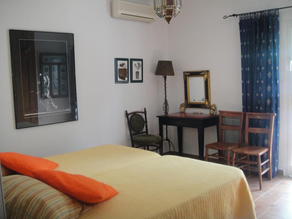 Casa La Felicidad Hotel Чиклана де ла Фронтера Стая снимка